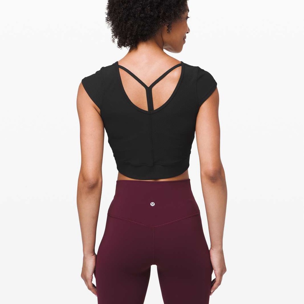 Lululemon Ready to Rise Short Sleeve - Picture 4 of 5